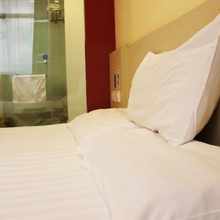 Hanting Hotel Shenyang Sujiatun Railway Station Экстерьер фото