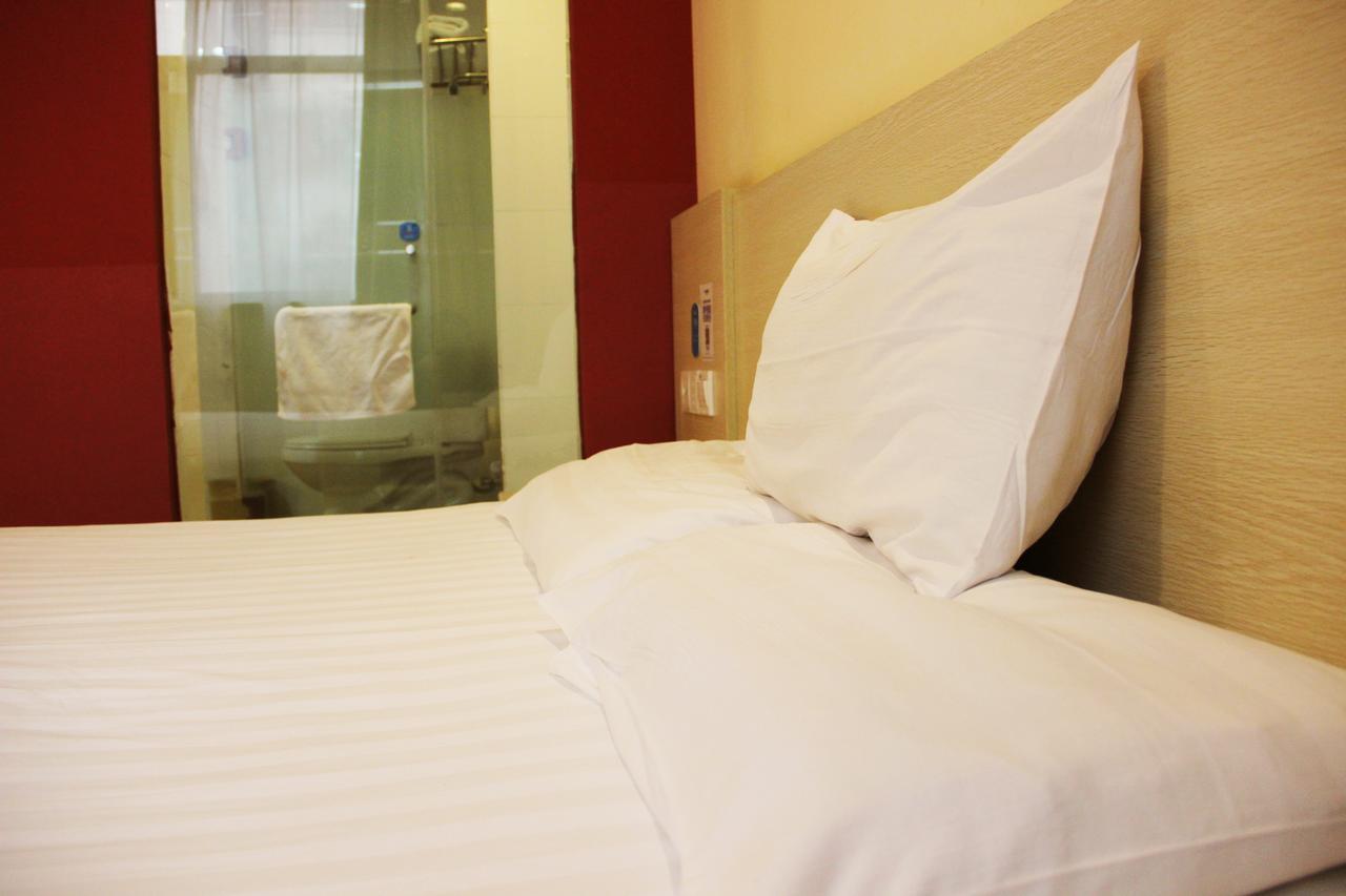 Hanting Hotel Shenyang Sujiatun Railway Station Экстерьер фото