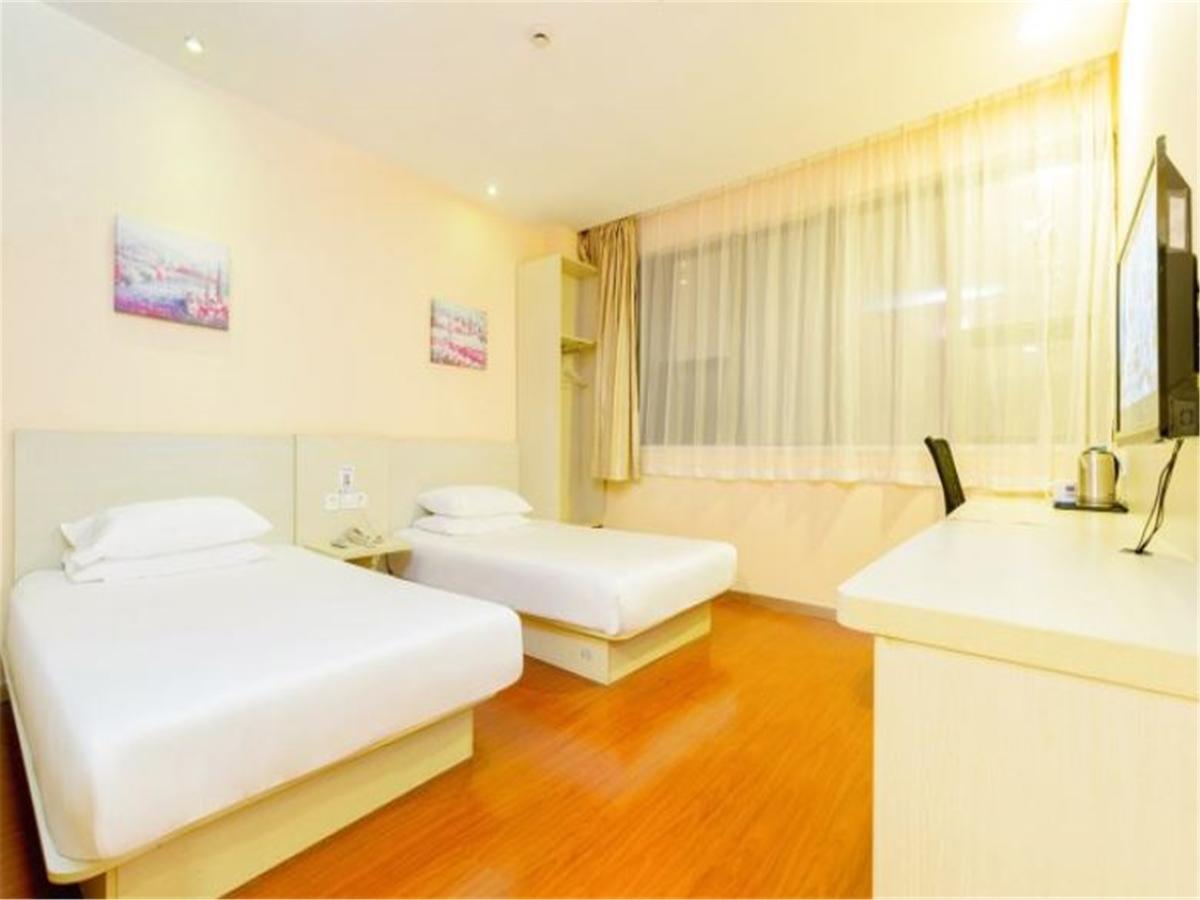 Hanting Hotel Shenyang Sujiatun Railway Station Экстерьер фото